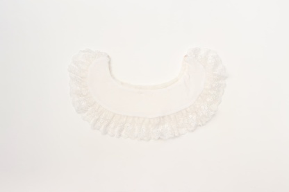 ファーとレースのドレスカラー