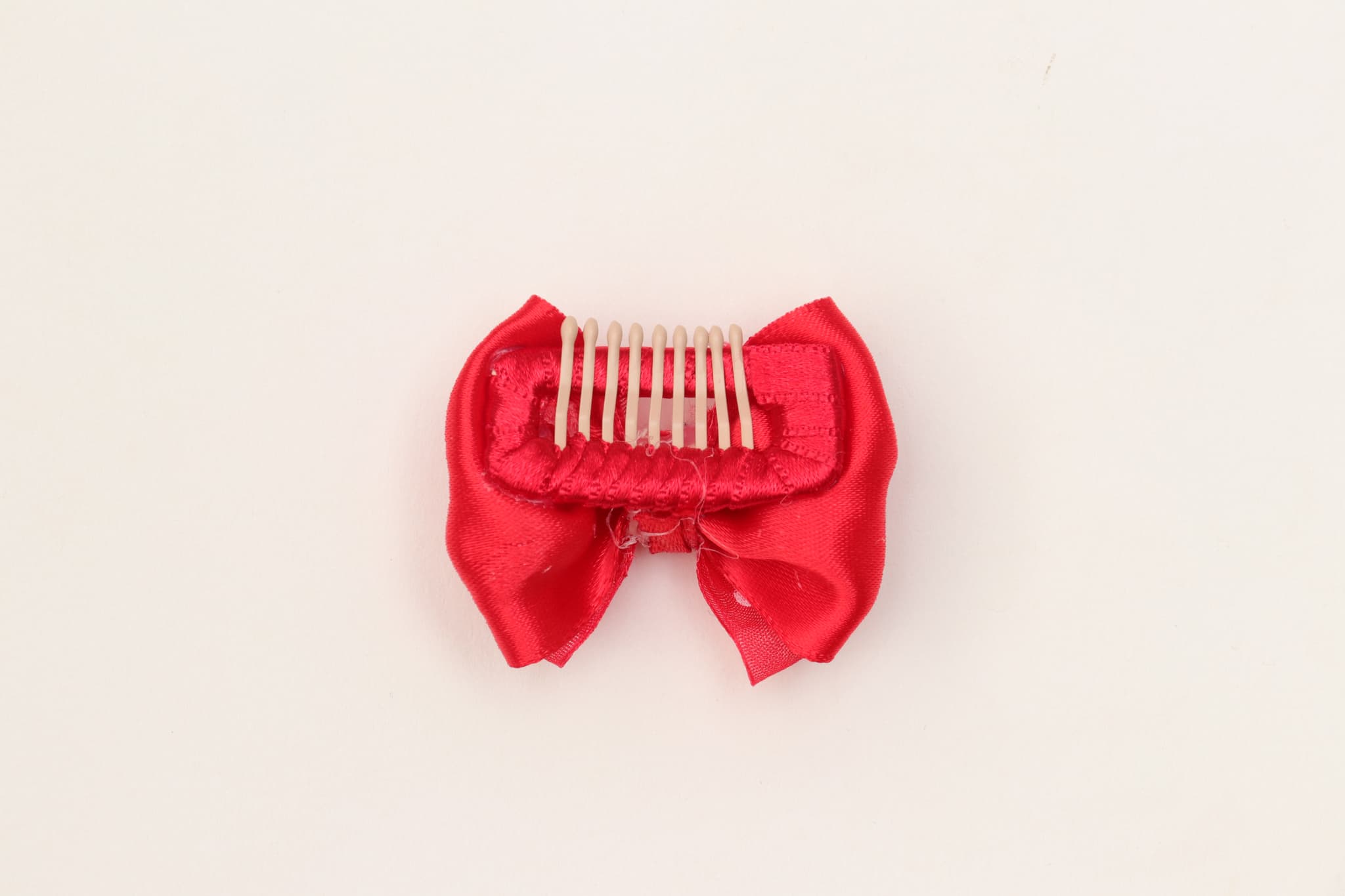 AC-046　水玉リボンコームパッチン