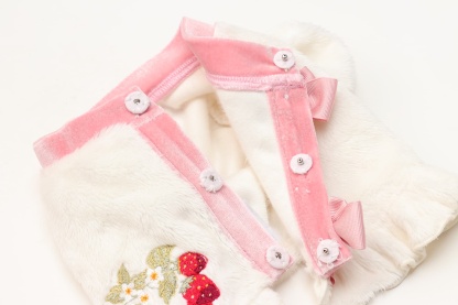 1176 いちご刺繍ハーフボレロ　