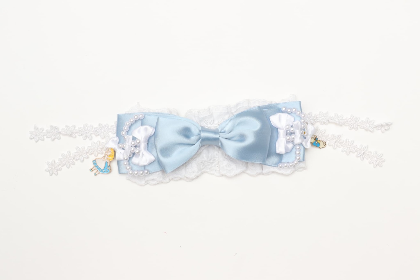 大きいリボンのヘッドドレス