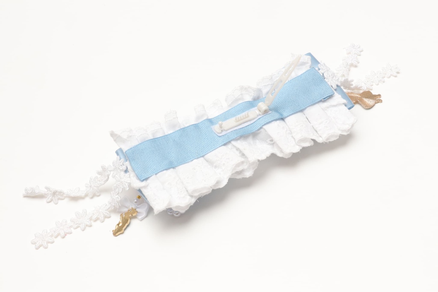 大きいリボンのヘッドドレス