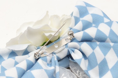 ローズアリスブローチ