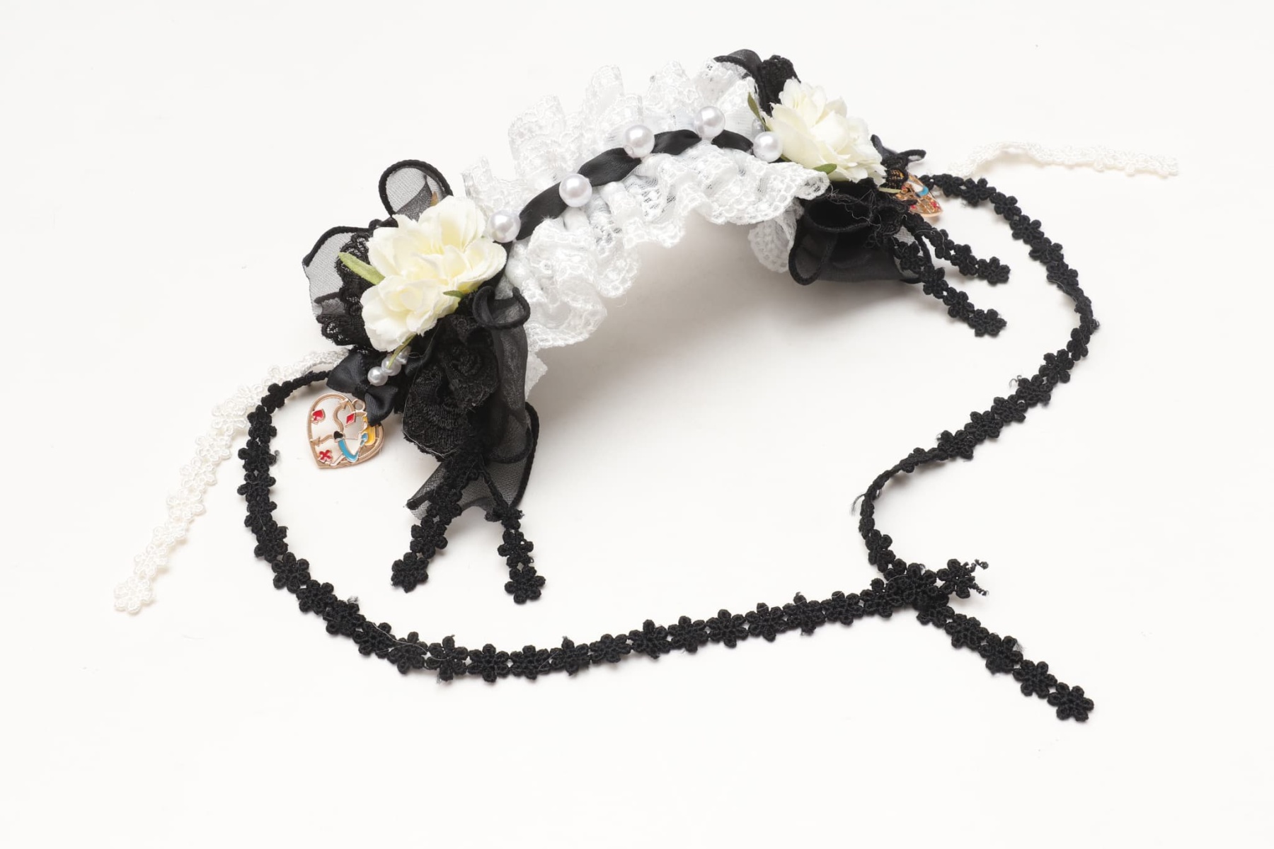 ローズとアリスのヘッドドレス