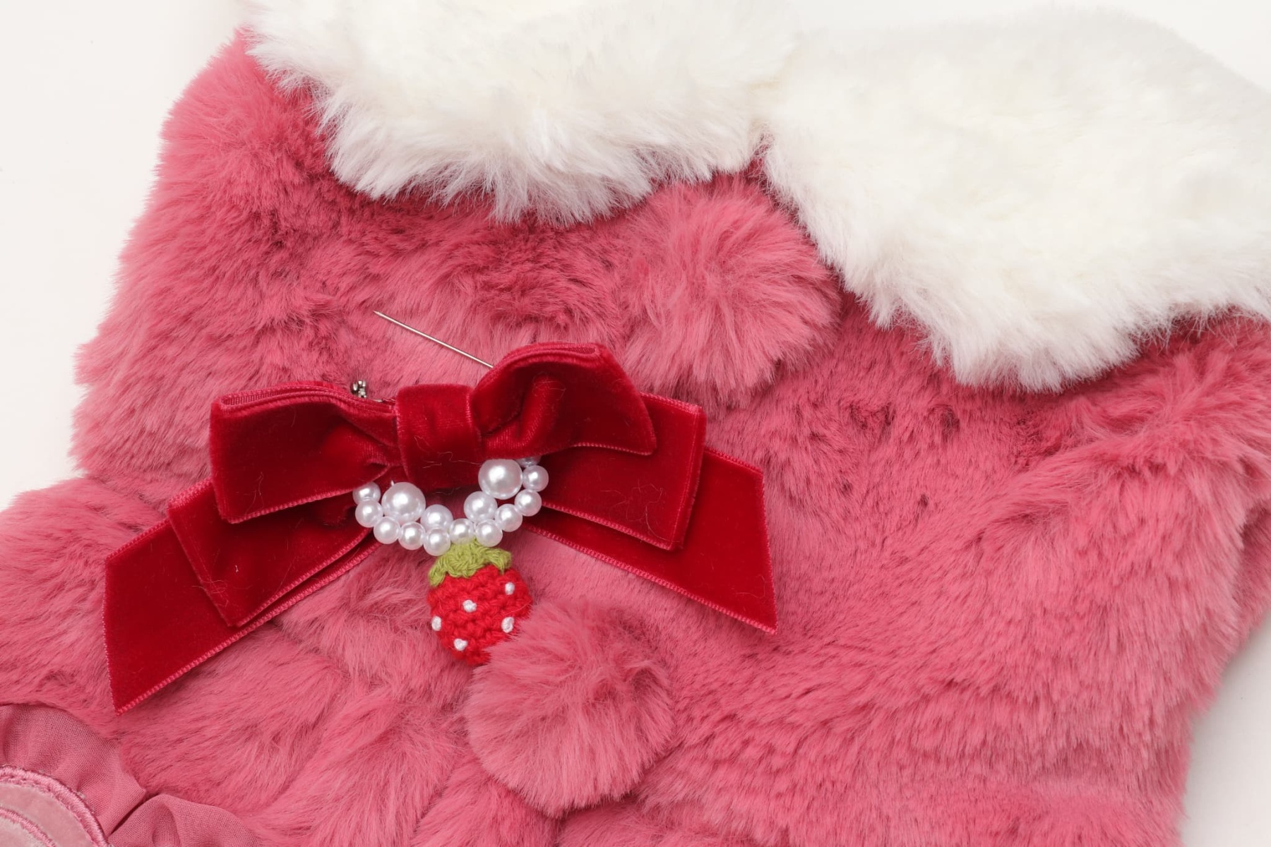 ブローチ付冬いちごファーコート