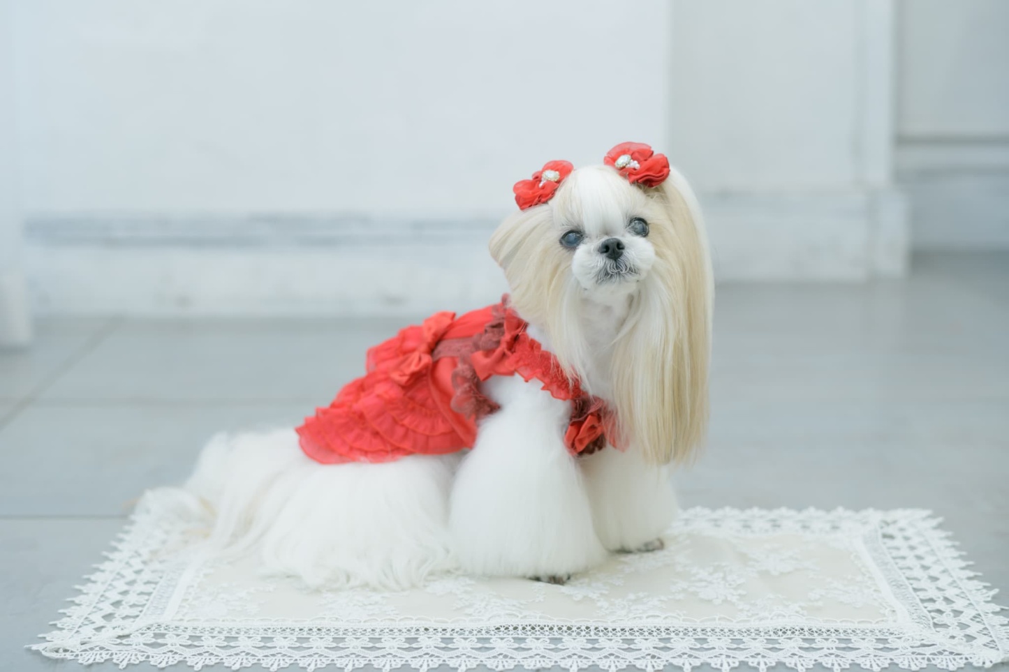 サテンドレスアップワンピース