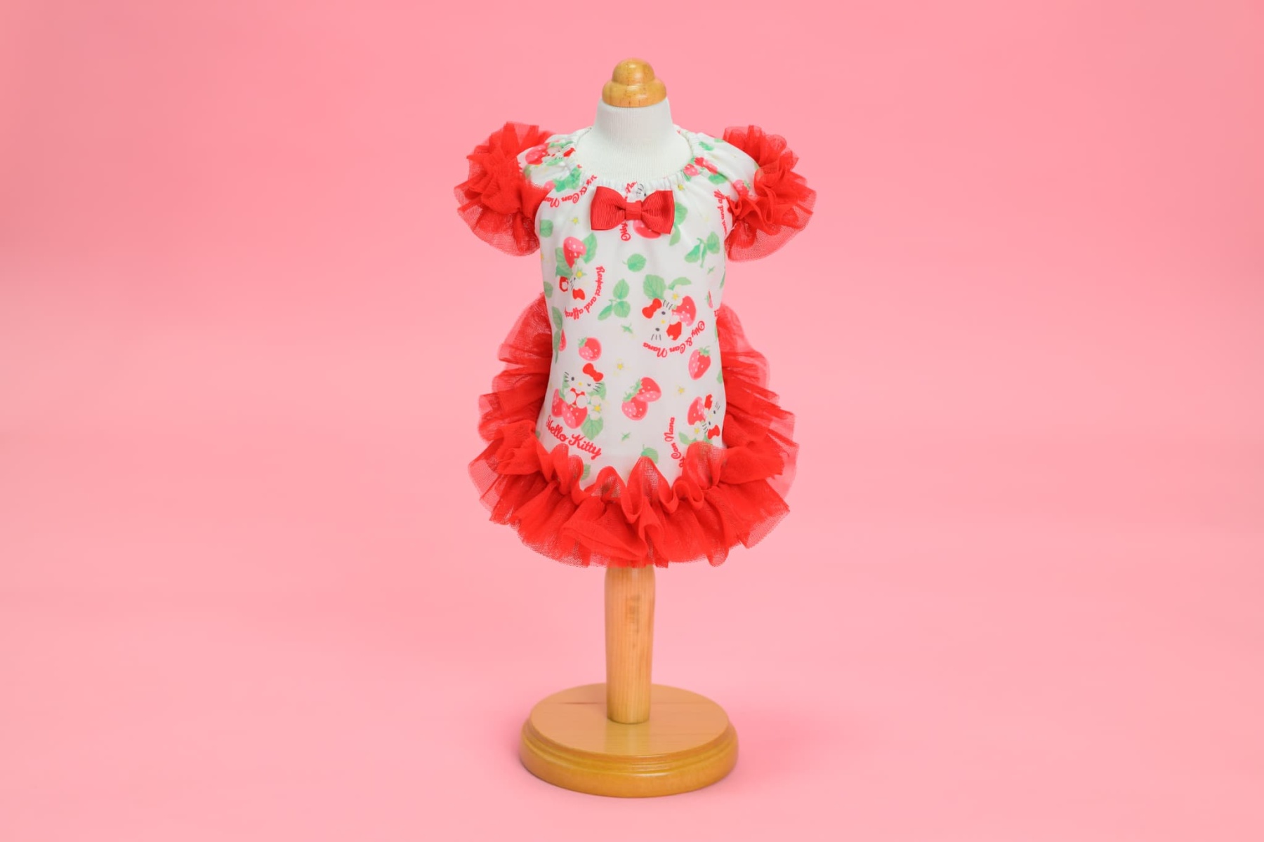 K-001 【Otty×CanNanaコラボ】HELLO KITTY・いちご柄ワンピース