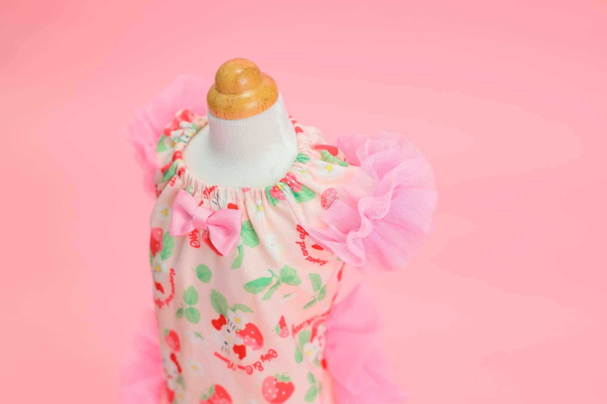 K-001 【Otty×CanNanaコラボ】HELLO KITTY・いちご柄ワンピース