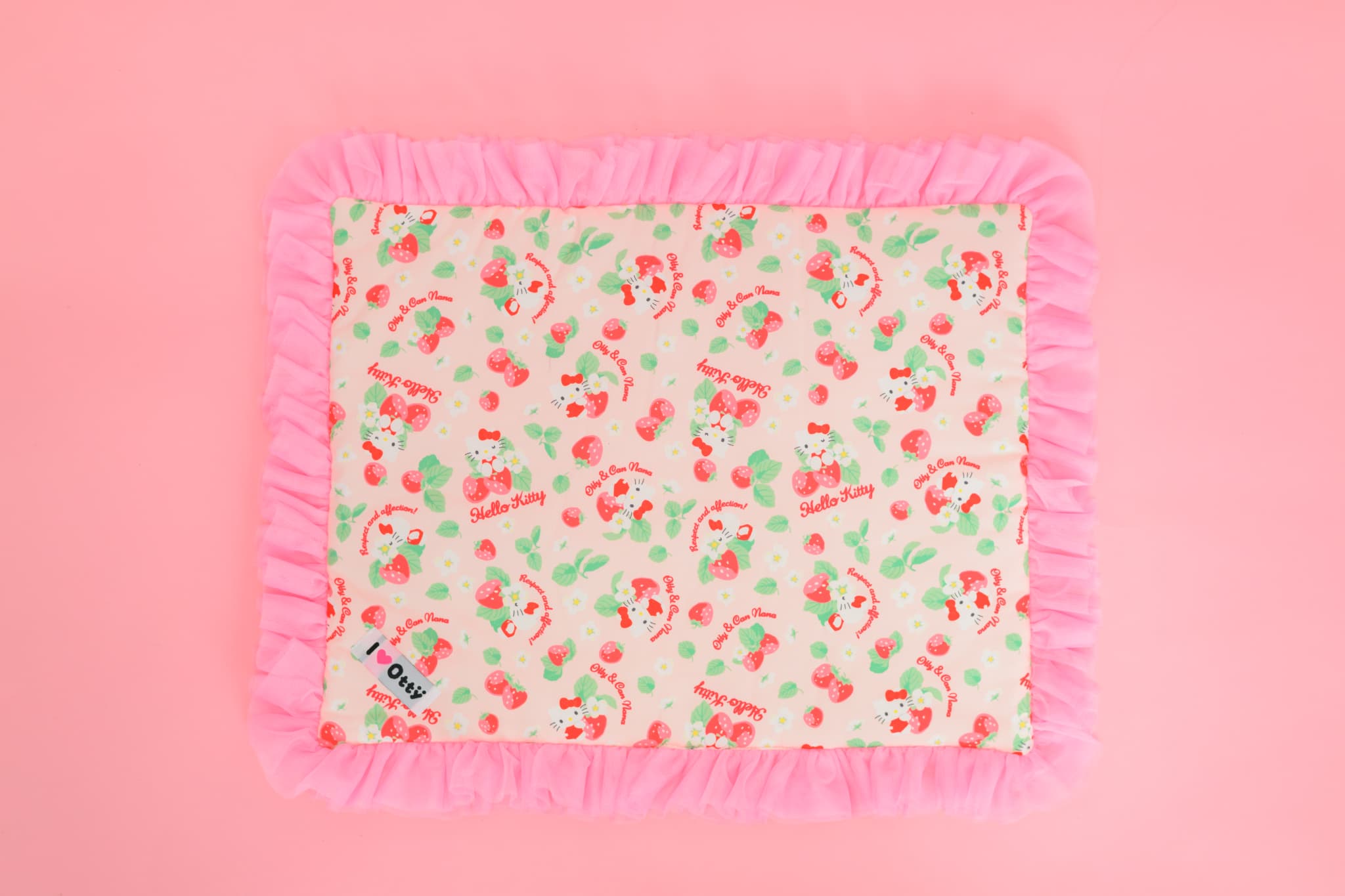 K-002 【Otty×CanNanaコラボ】HELLO KITTY・いちご柄カフェマット