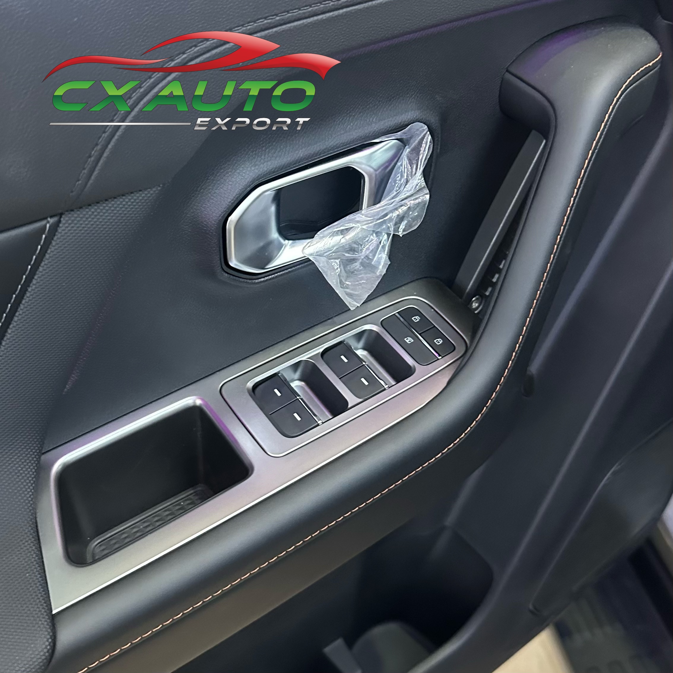 银灰色捷途自由者