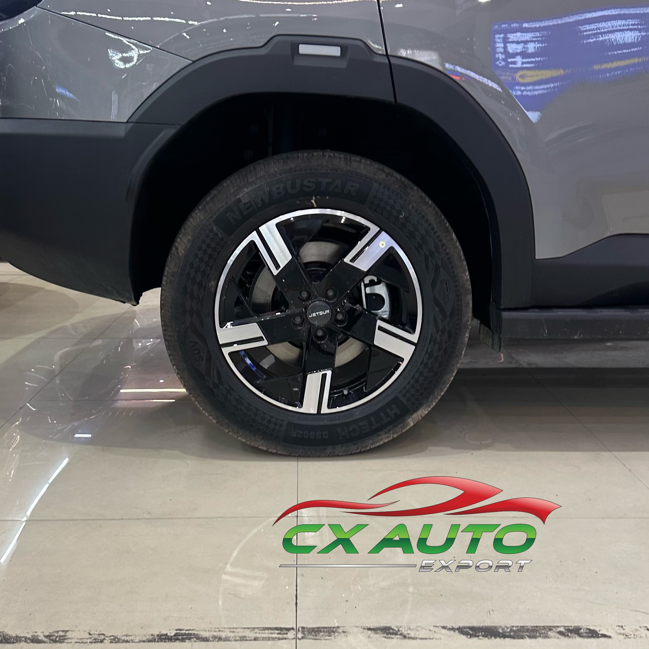 银灰色捷途自由者