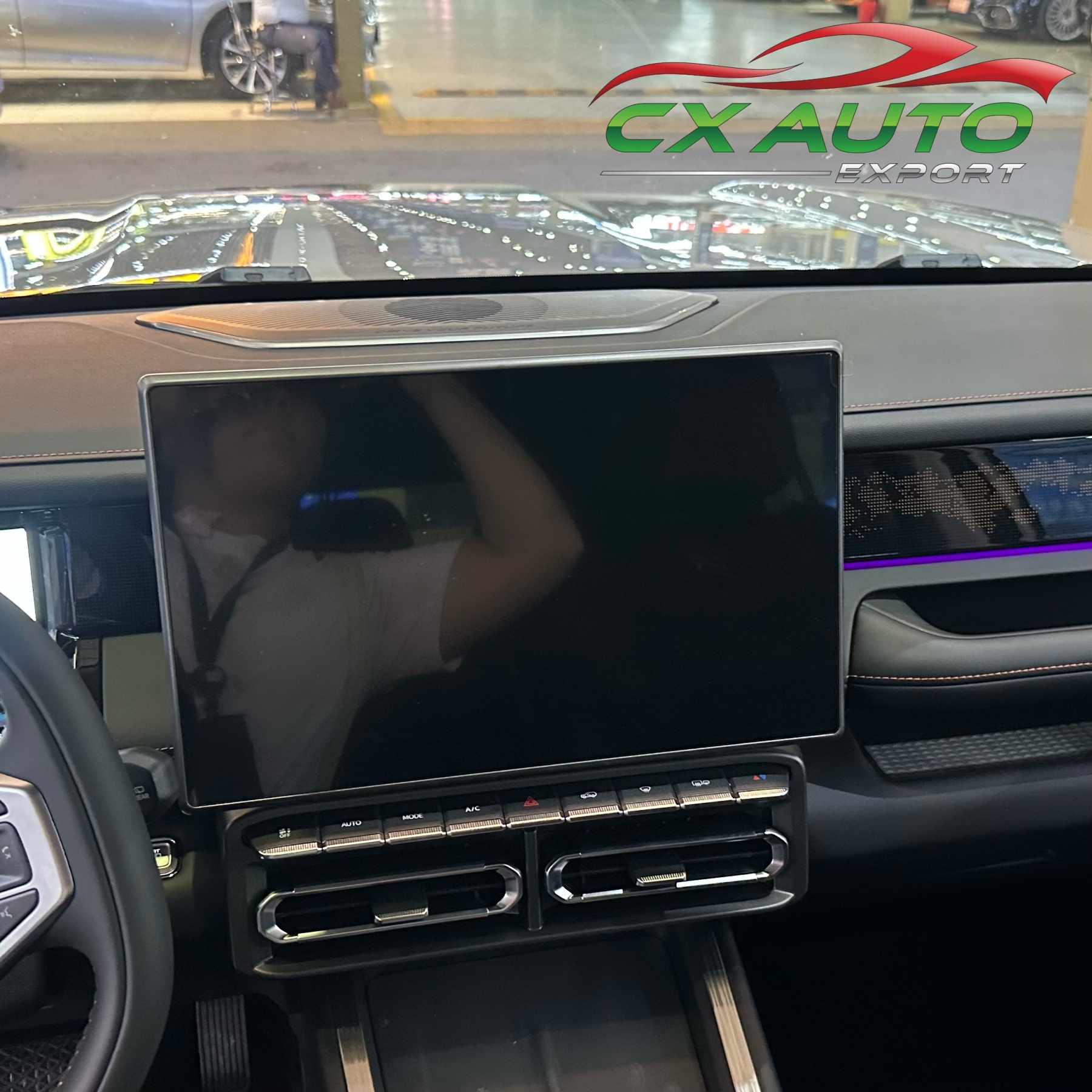 银灰色捷途自由者