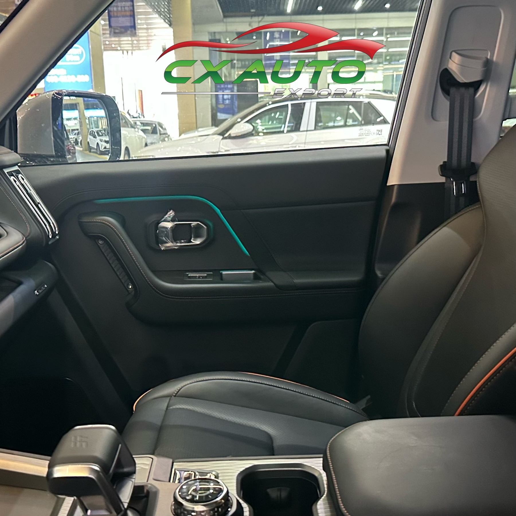 银灰色捷途自由者