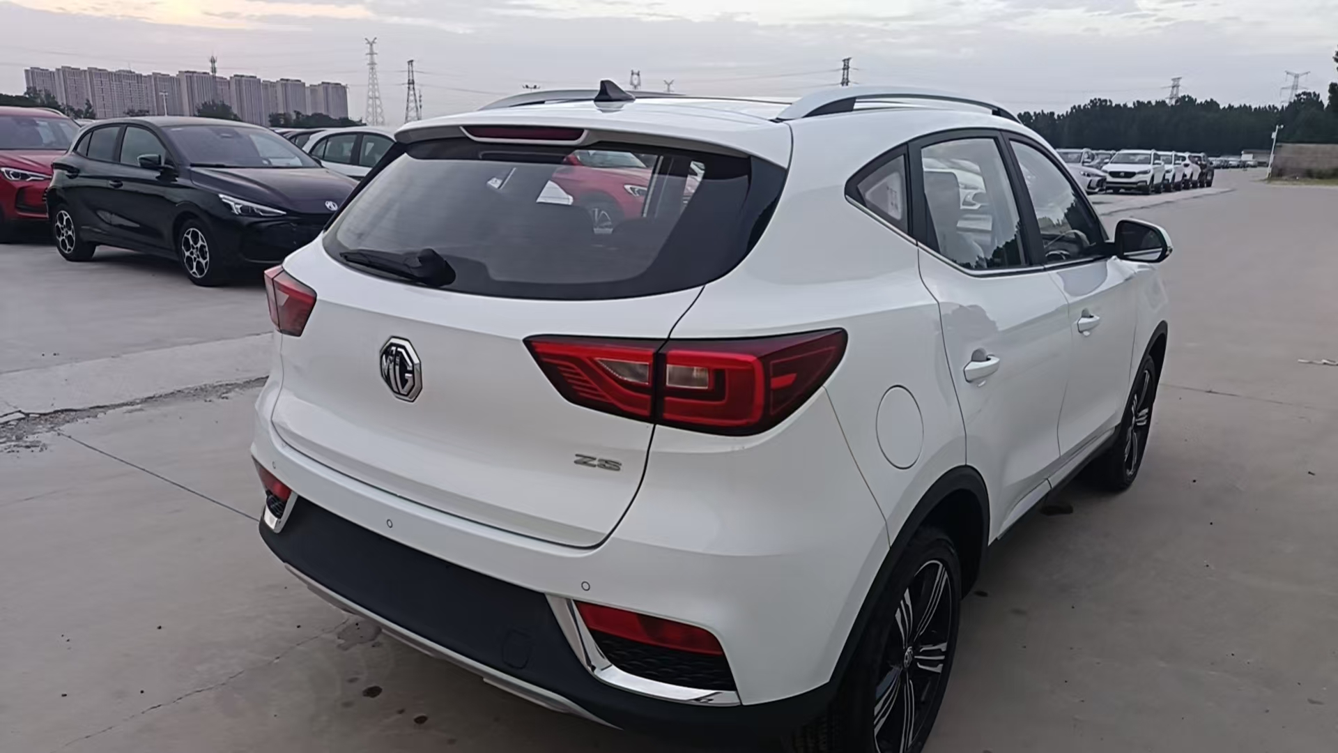 MG ZS 1.5L AT EU6 STD UAE