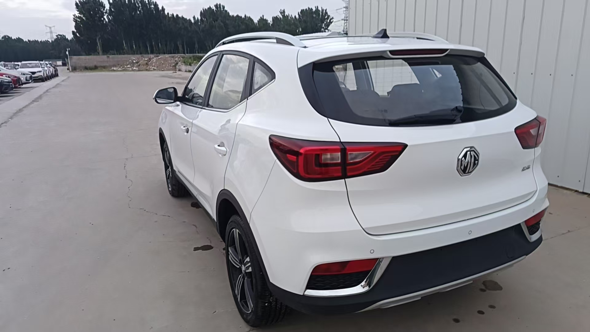 MG ZS 1.5L AT EU6 STD UAE