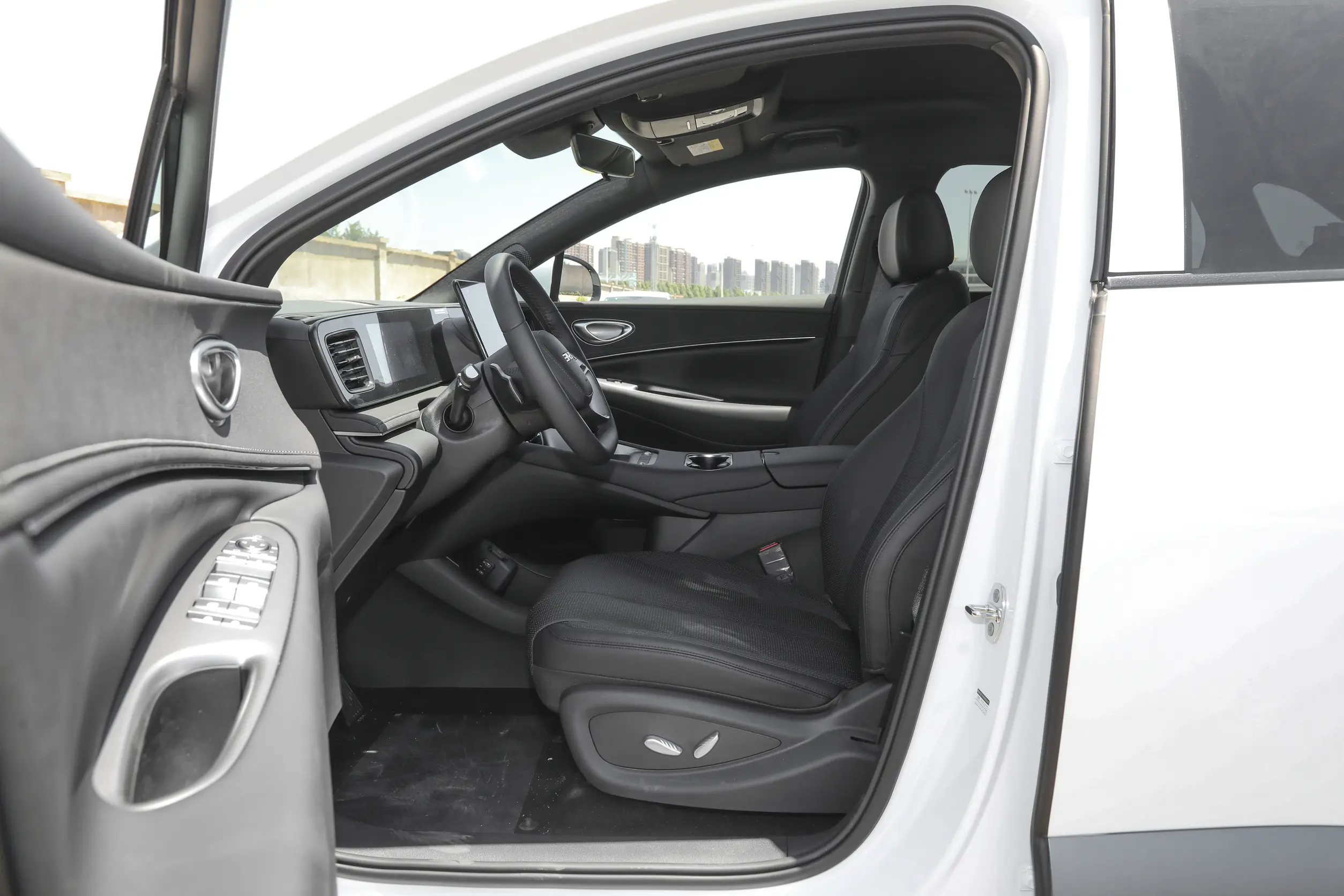 2025 BYD Sealion 06 DM-i 205KM Linghang Pro | Specs & Price
