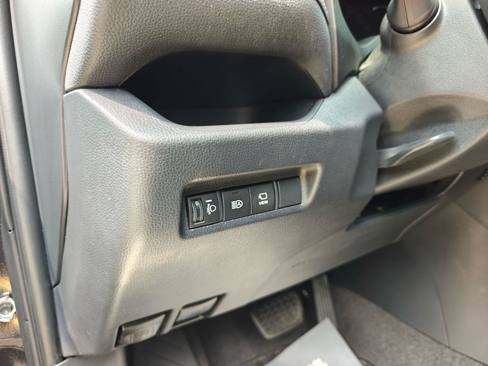 丰田 RAV4荣放 2023款 2.0L CVT两驱风尚版