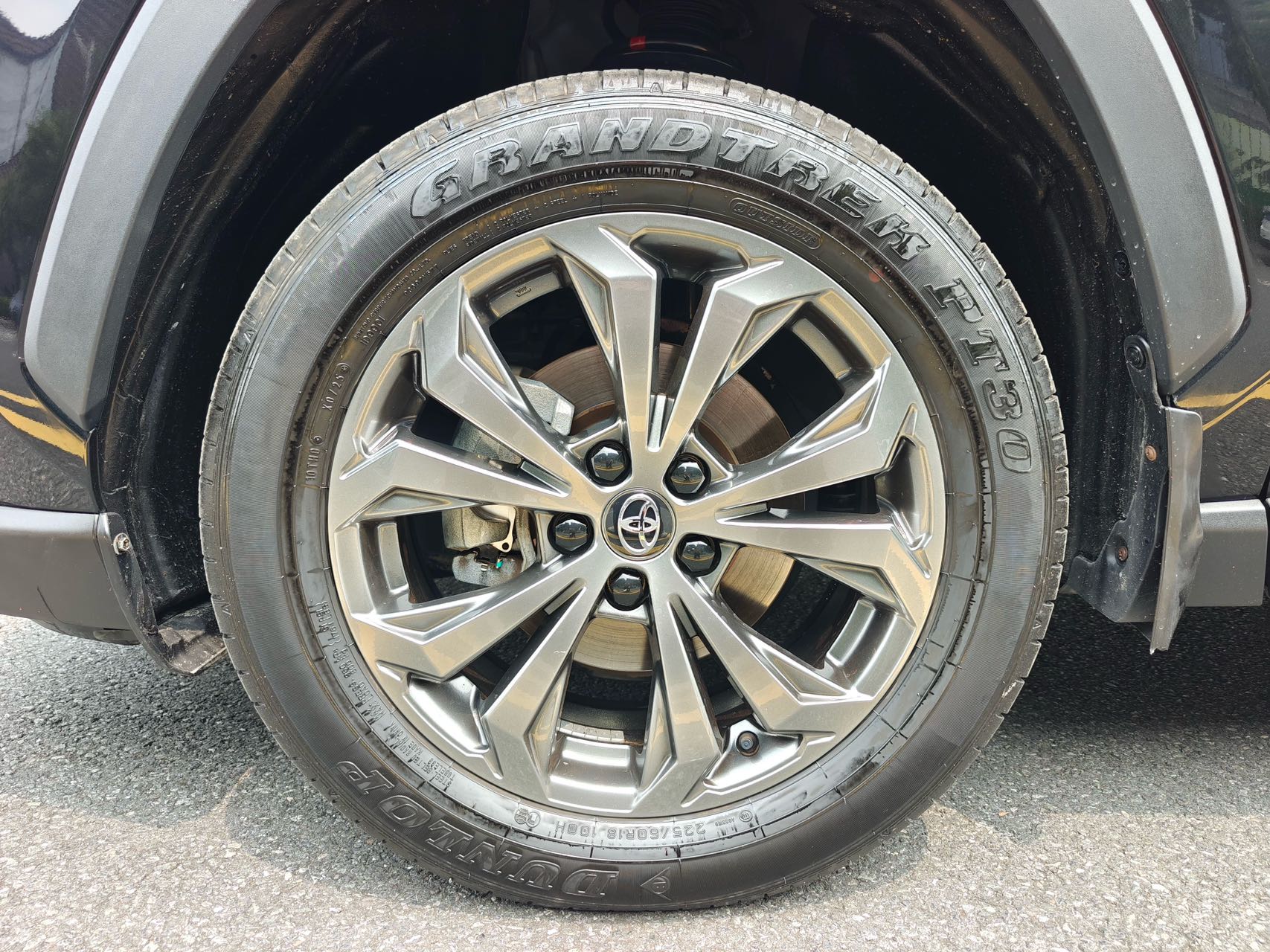 丰田 RAV4荣放 2023款 2.0L CVT两驱风尚版