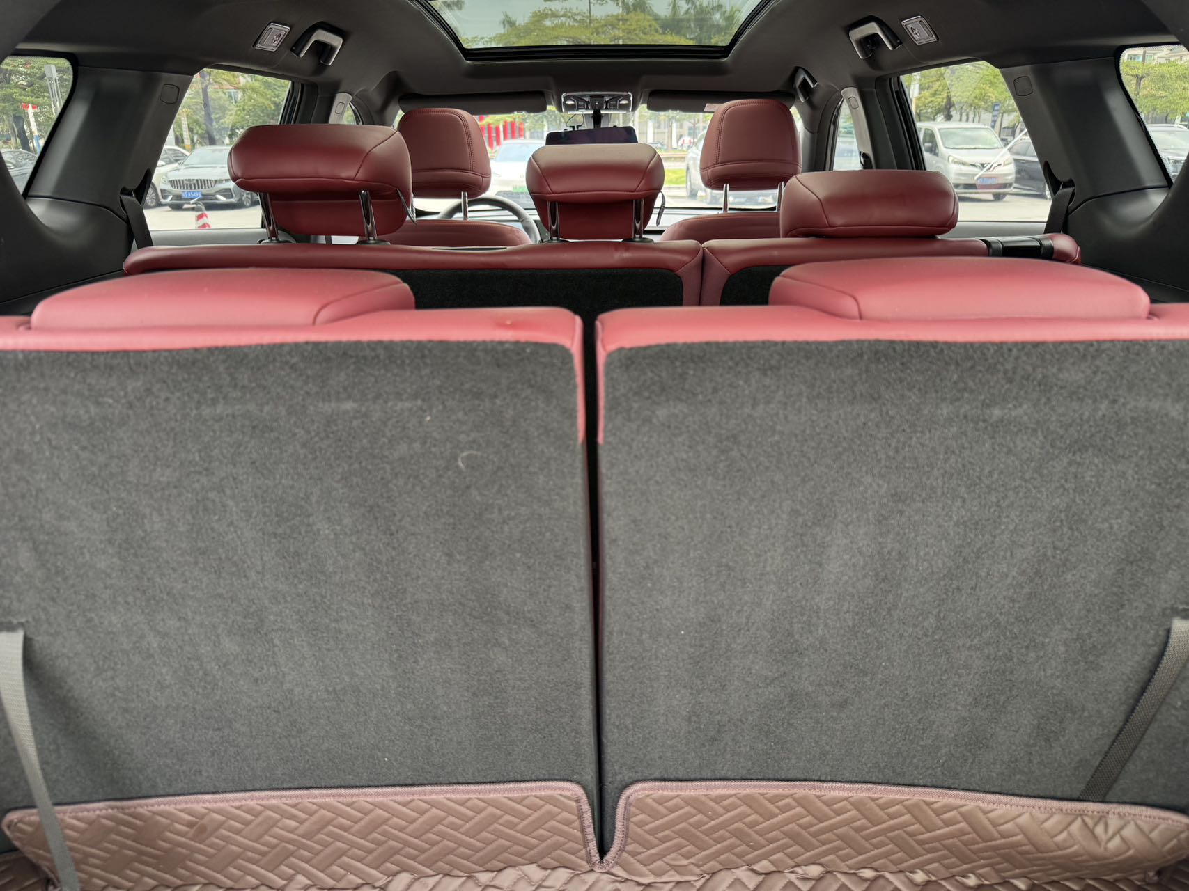 捷途X70 PLUS 2025款 1.5T 豪华版 7座