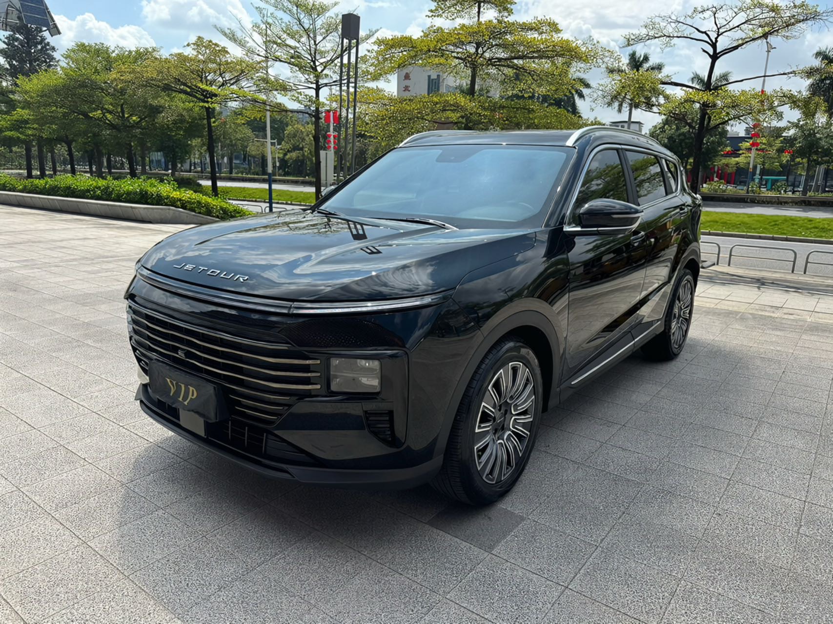捷途X70 PLUS 2025款 1.5T 豪华版 7座
