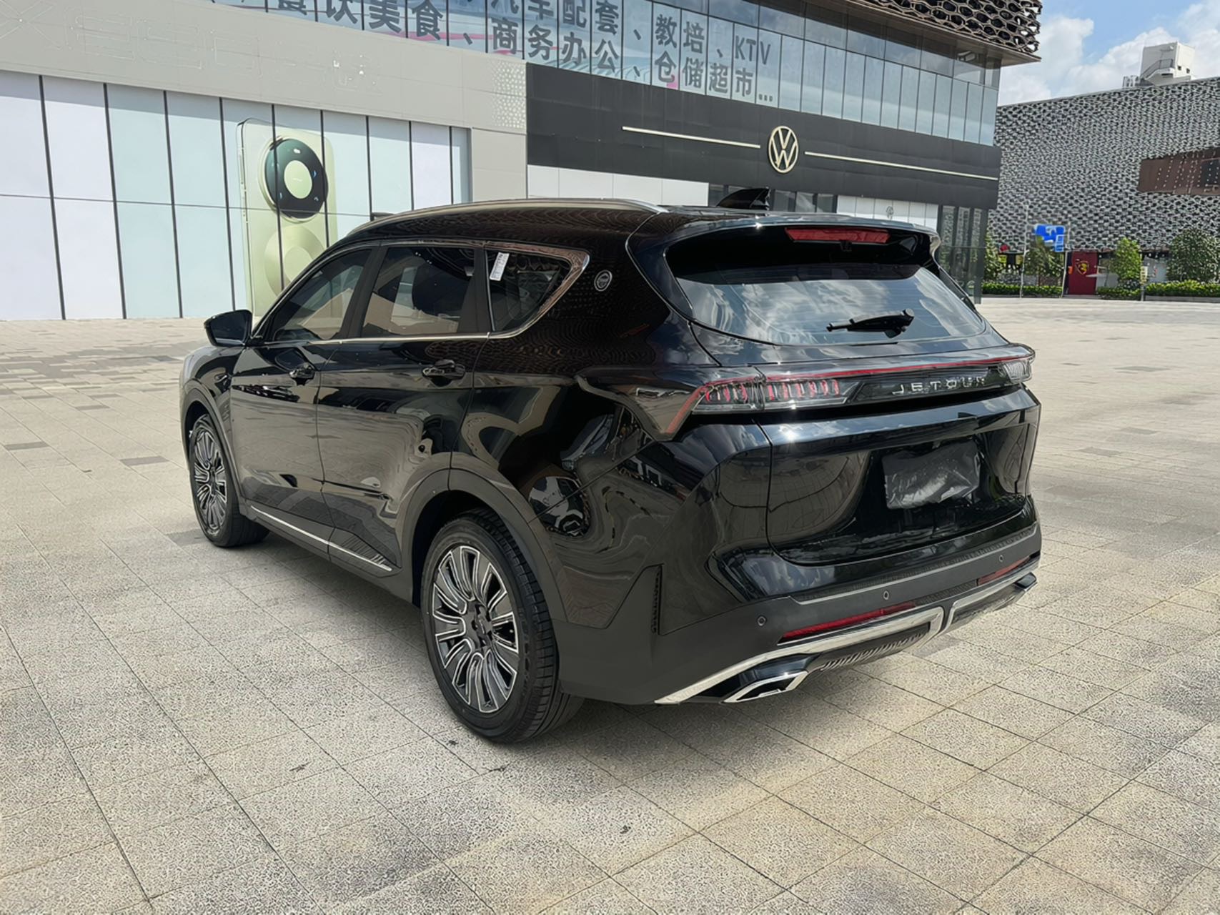 捷途X70 PLUS 2025款 1.5T 豪华版 7座