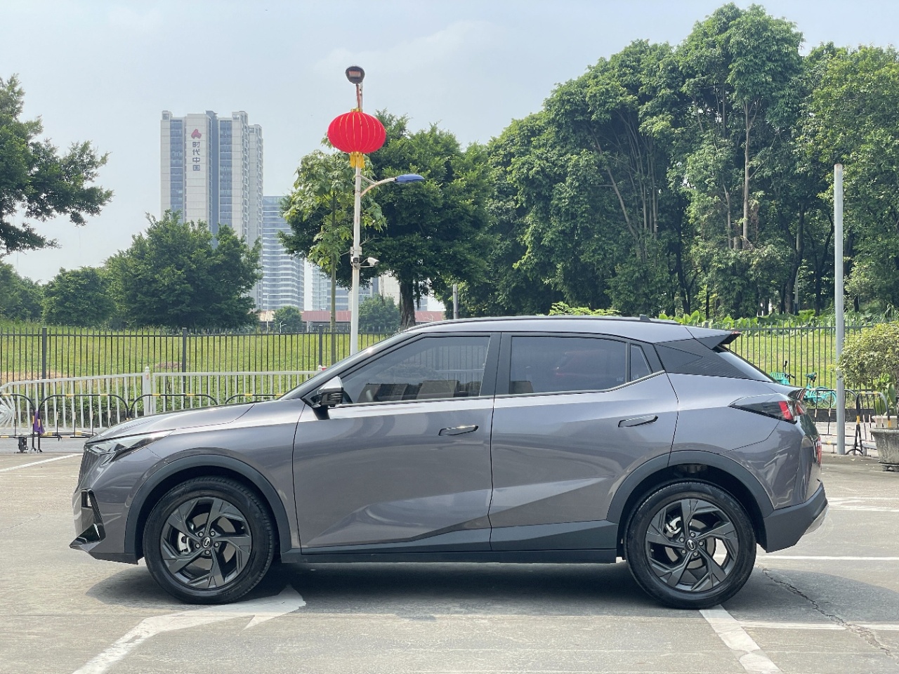 广汽传祺 传祺GS3 2025款 影速 270T 劲享版 平步青云