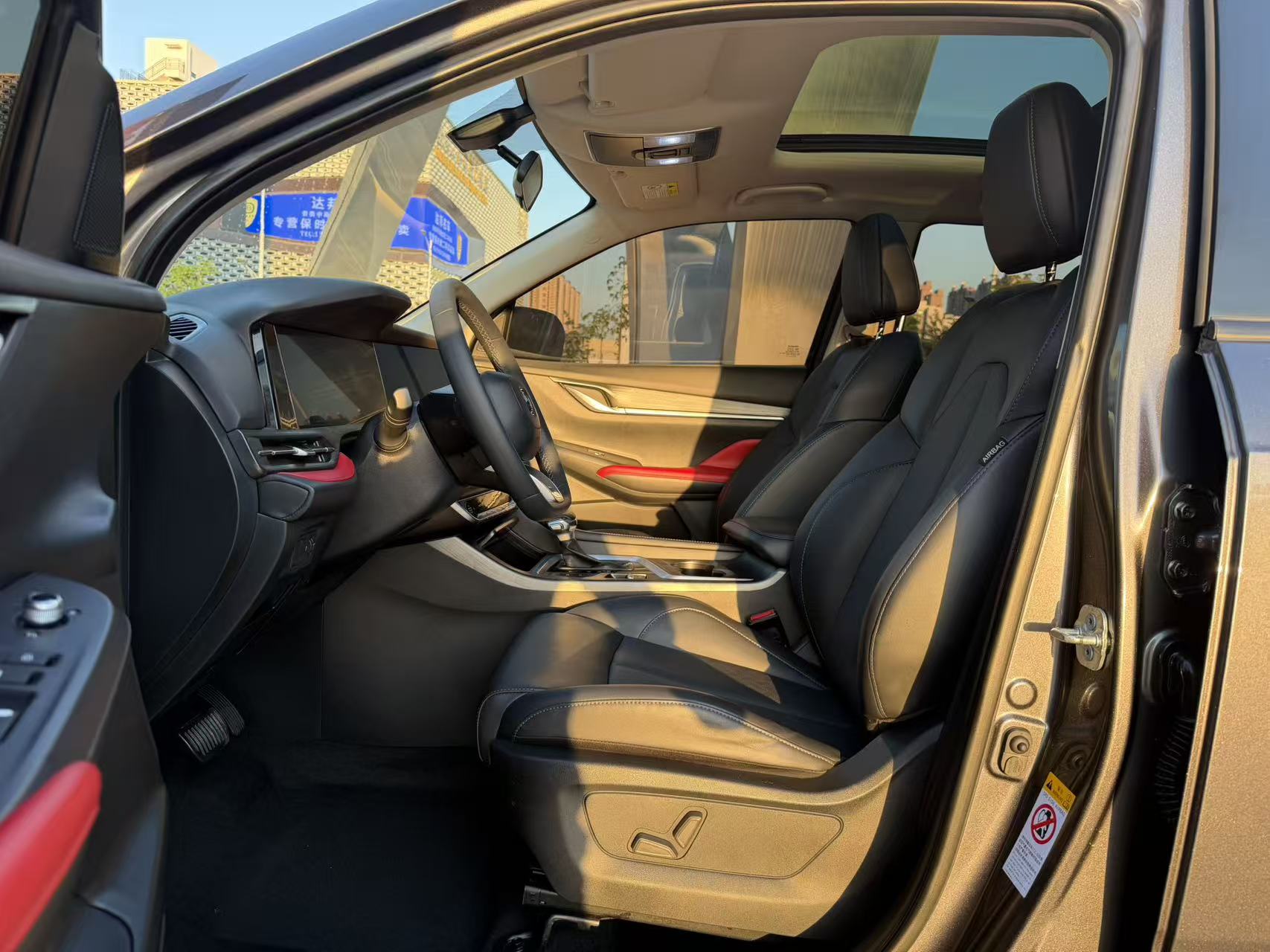 2021款 长安CS55 PLUS 蓝鲸版 1.5T DCT尊贵型