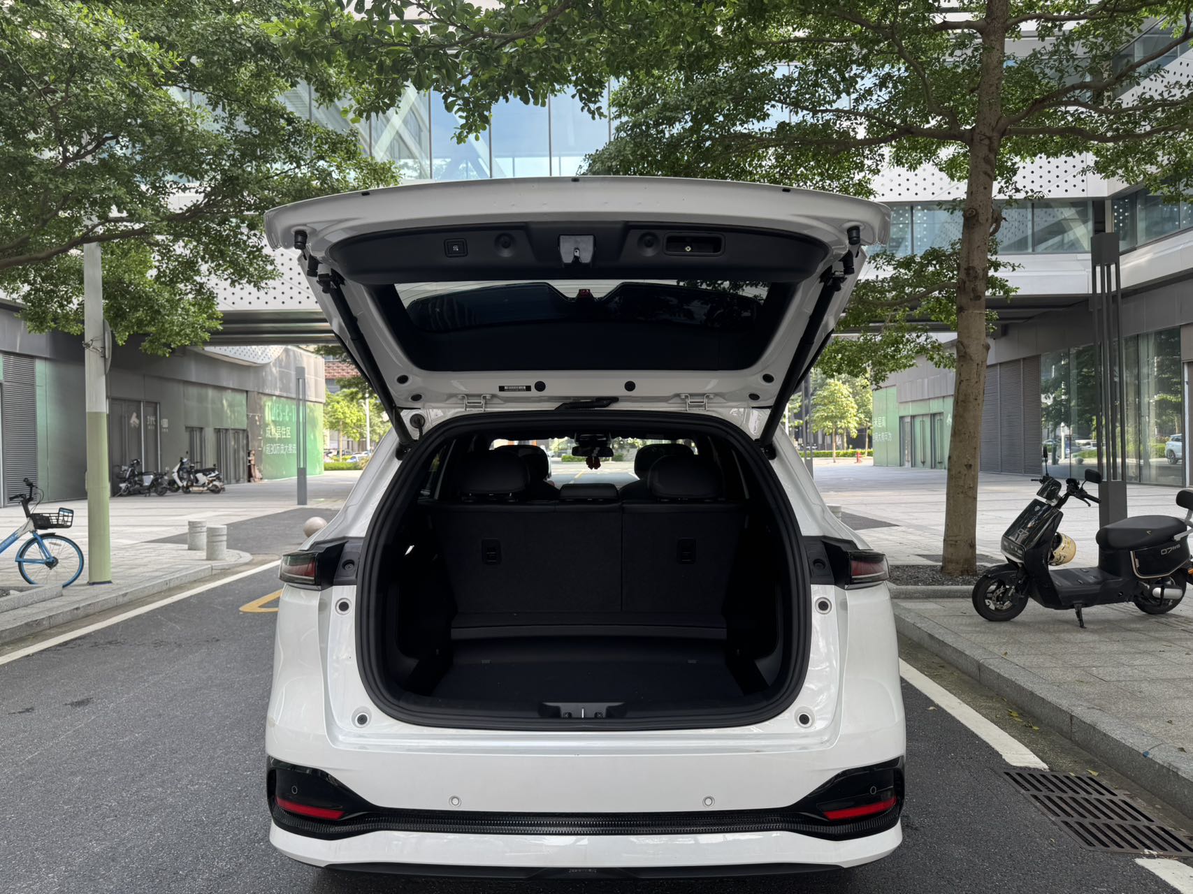 2025款 长安CS75 PLUS 第四代 1.5T 新蓝鲸 智慧尊享型