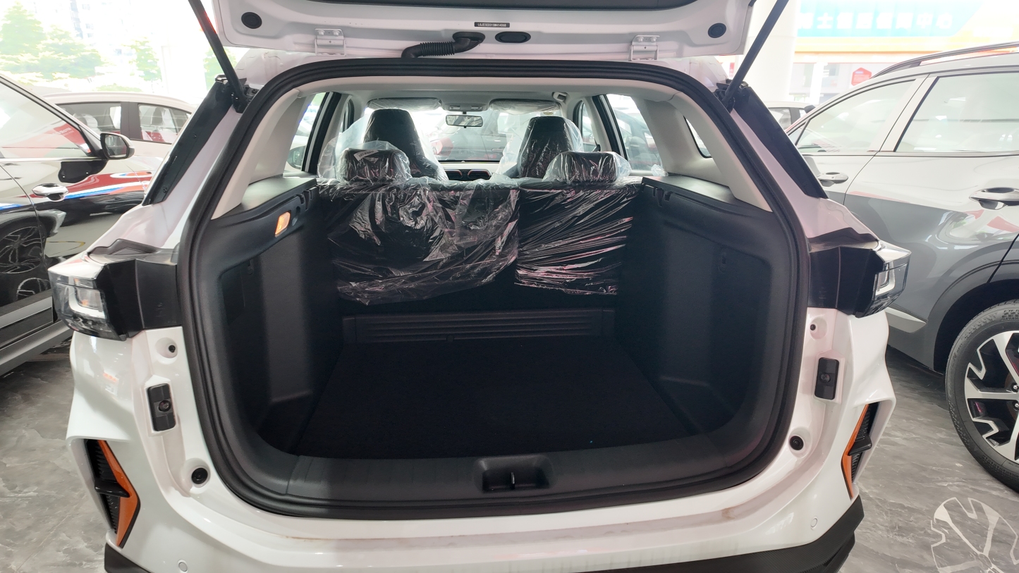 奕炫 GS 白色 1159