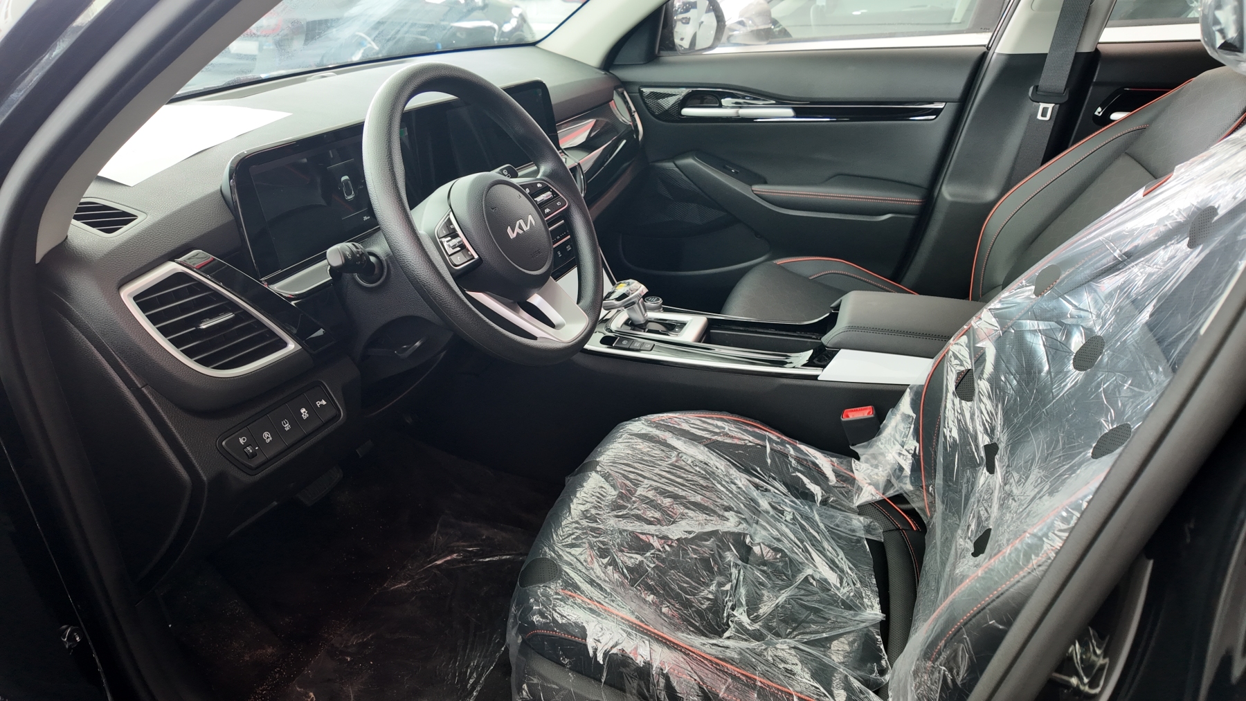 26款 赛图斯 黑色 1299