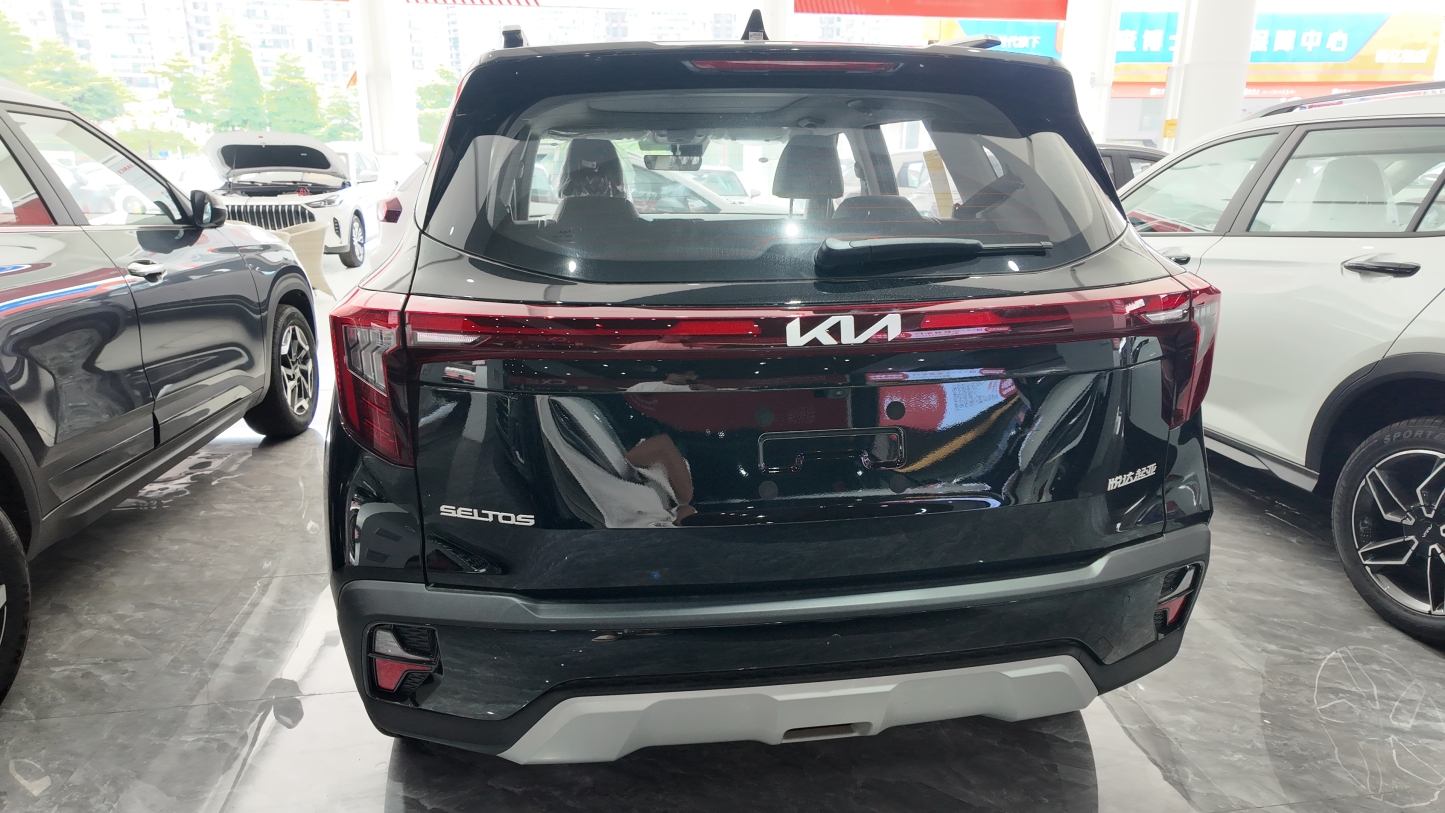 26款 赛图斯 黑色 1299