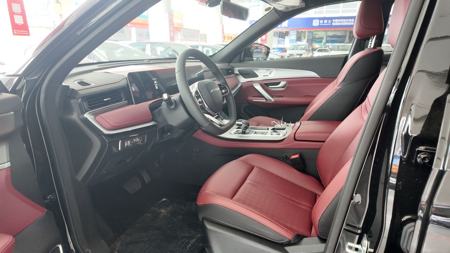 x70 plus 25款冠军版MAX 7座 1319 黑色