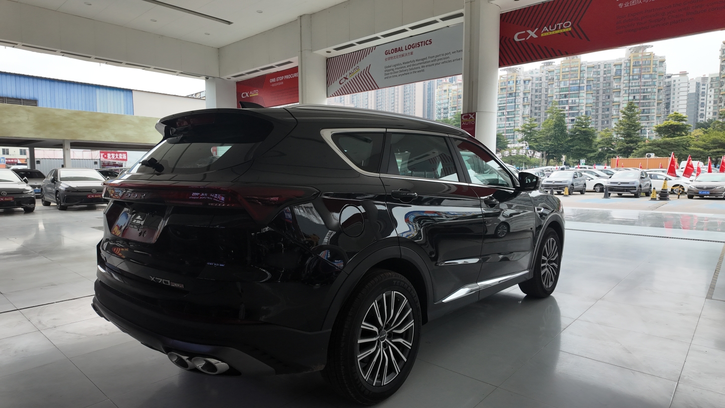 x70 plus 25款冠军版MAX 7座 1319 黑色