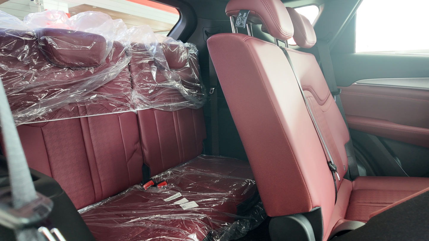 x70 plus 25款冠军版MAX 7座 1319 黑色