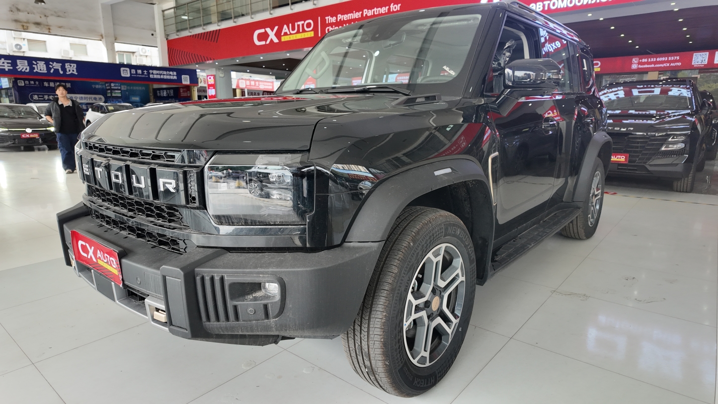 Jetour Traveler 1.5TD - Comfortable Urban SUV with Adaptive Cruise Control