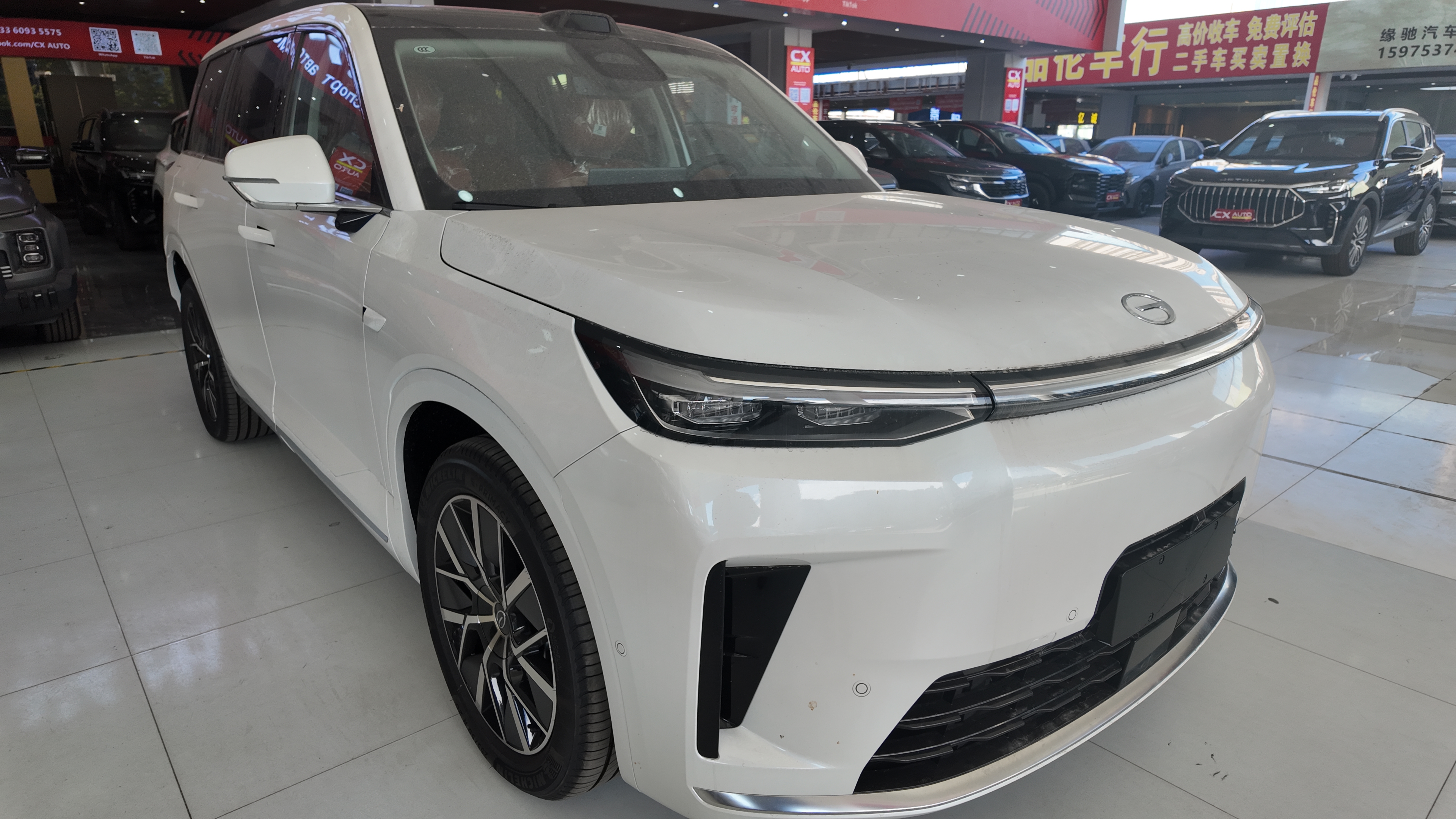 2025 Trumpchi S9 Ultra - 6-Seater Family MPV with Air Suspension & Extended Range