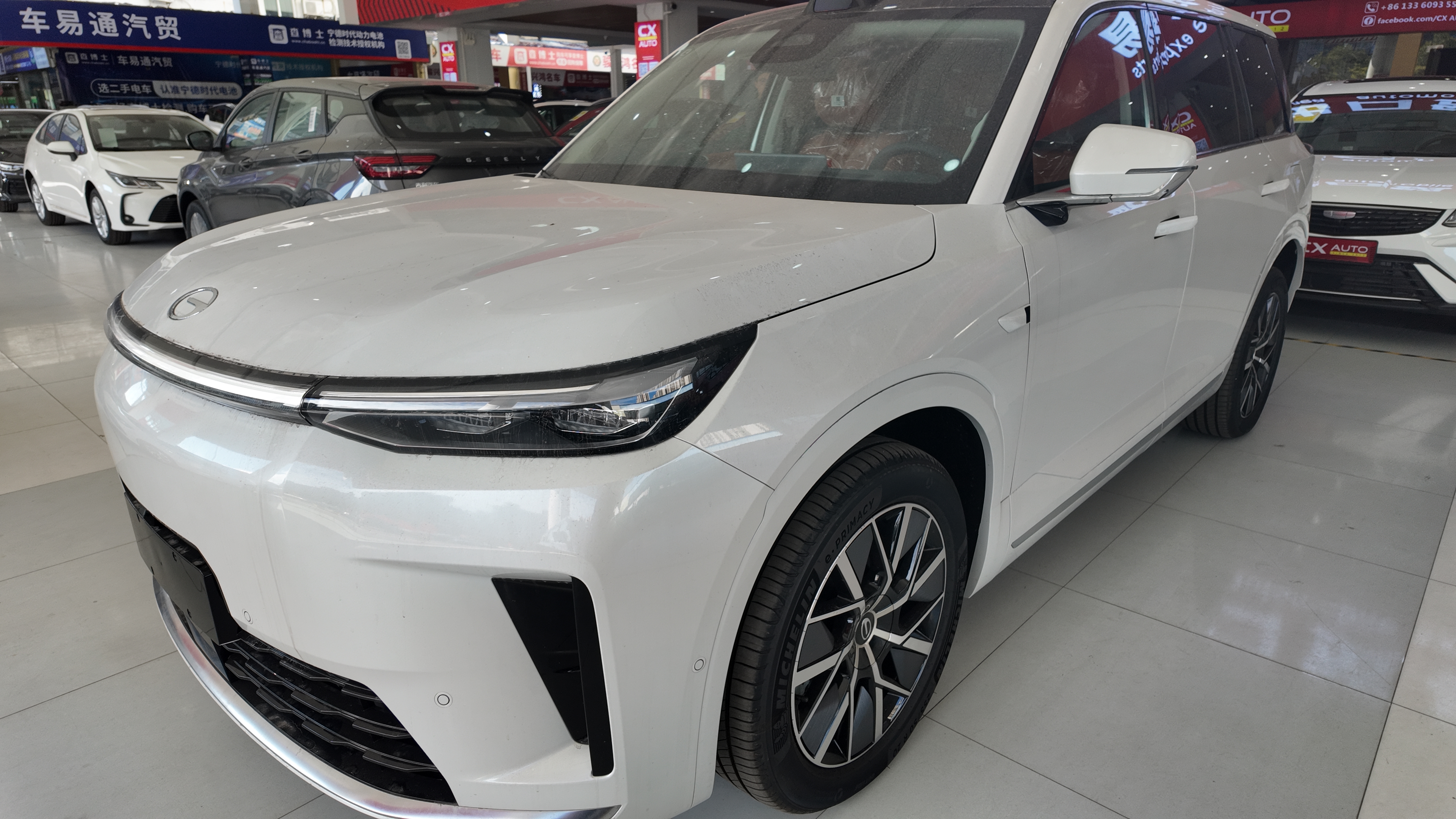 2025 Trumpchi S9 Ultra - 6-Seater Family MPV with Air Suspension & Extended Range