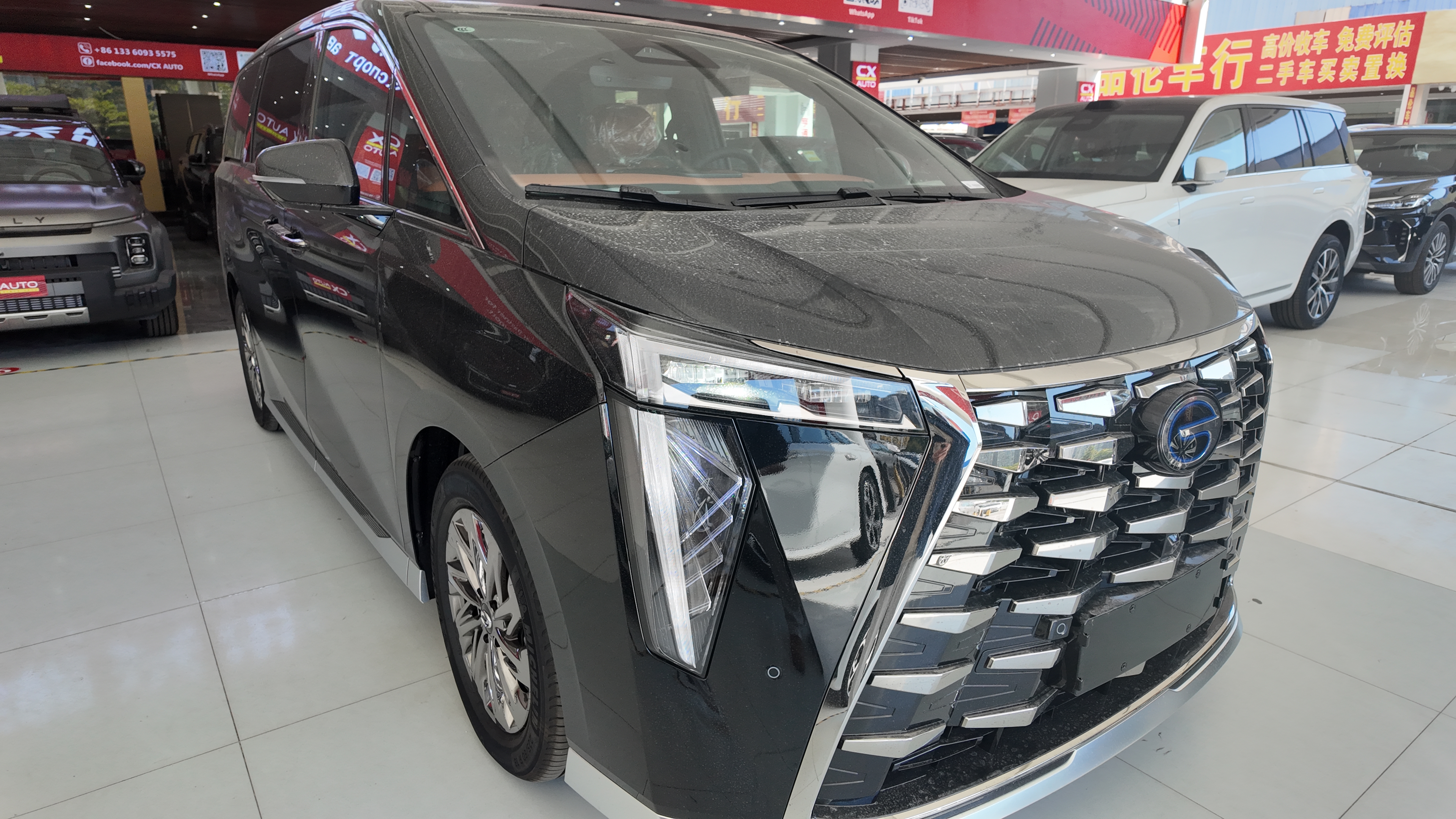 GAC M8 2025 Hongmeng Cockpit - 2.0T Hybrid + L2+ Driving Assistance Family MPV