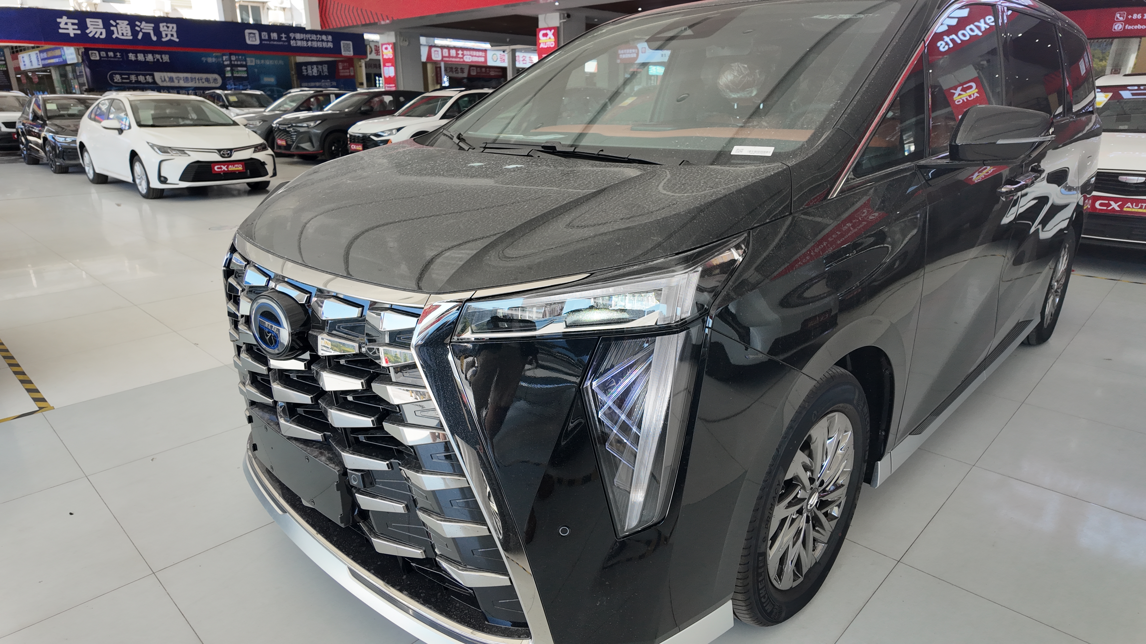 GAC M8 2025 Hongmeng Cockpit - 2.0T Hybrid + L2+ Driving Assistance Family MPV