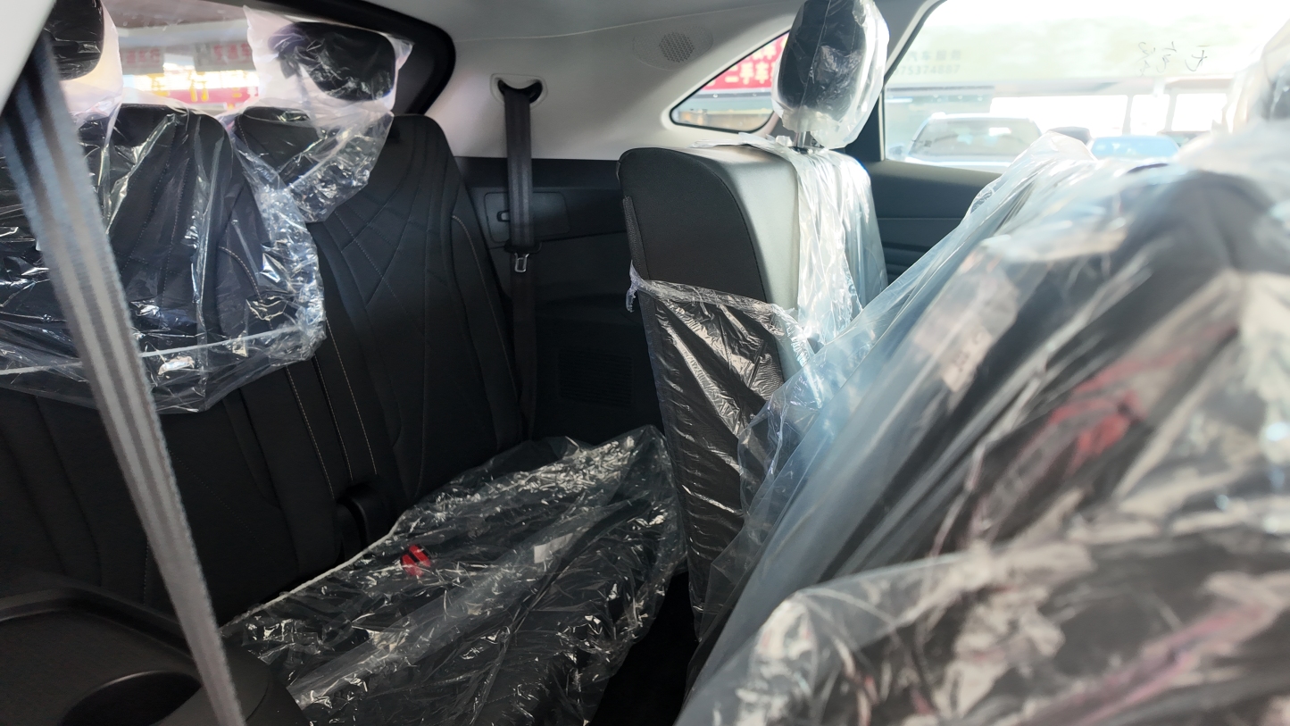 2025 Kaiyi Kunlun Mountain 7-Seater - 1.5T 6DCT + 2820mm Wheelbase Family SUV