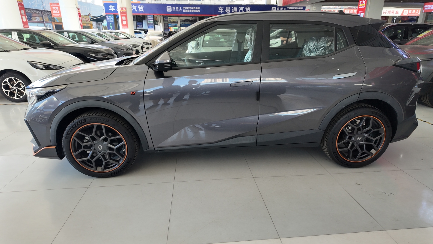 2025 Trumpchi GS3 R-Style Edition - Turbocharged SUV with Sport Kit & Panoramic Sunroof