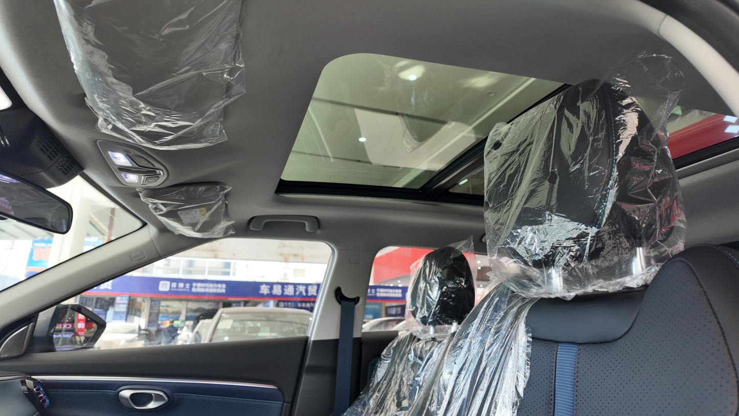 2025 Trumpchi GS3 R-Style Edition - Turbocharged SUV with Sport Kit & Panoramic Sunroof