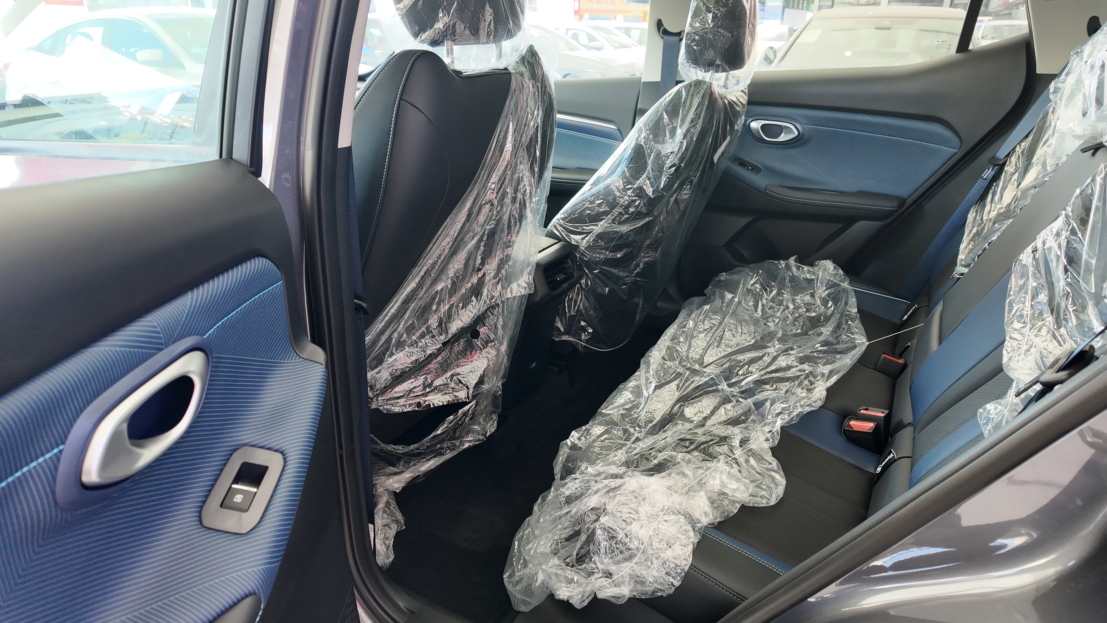 2025 Trumpchi GS3 R-Style Edition - Turbocharged SUV with Sport Kit & Panoramic Sunroof