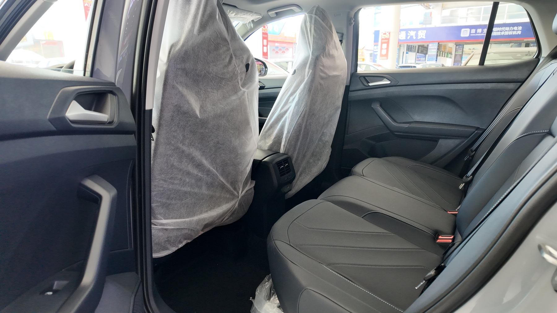 2026 Volkswagen Tharu 300TSI - 1.5T 160HP + 7DCT Compact Family SUV