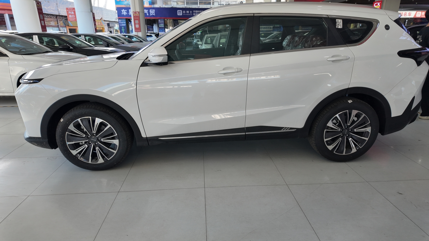 2026 Jetour X70 PLUS Elite 7-Seater - 1.5T DCT + 2745mm Wheelbase Family SUV