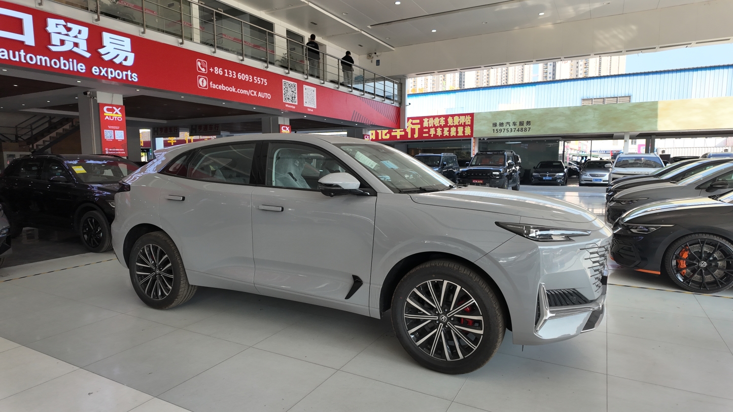 UNI-K 2.0T All-Wheel Drive - Panoramic Sunroof + Sony Audio Luxury SUV