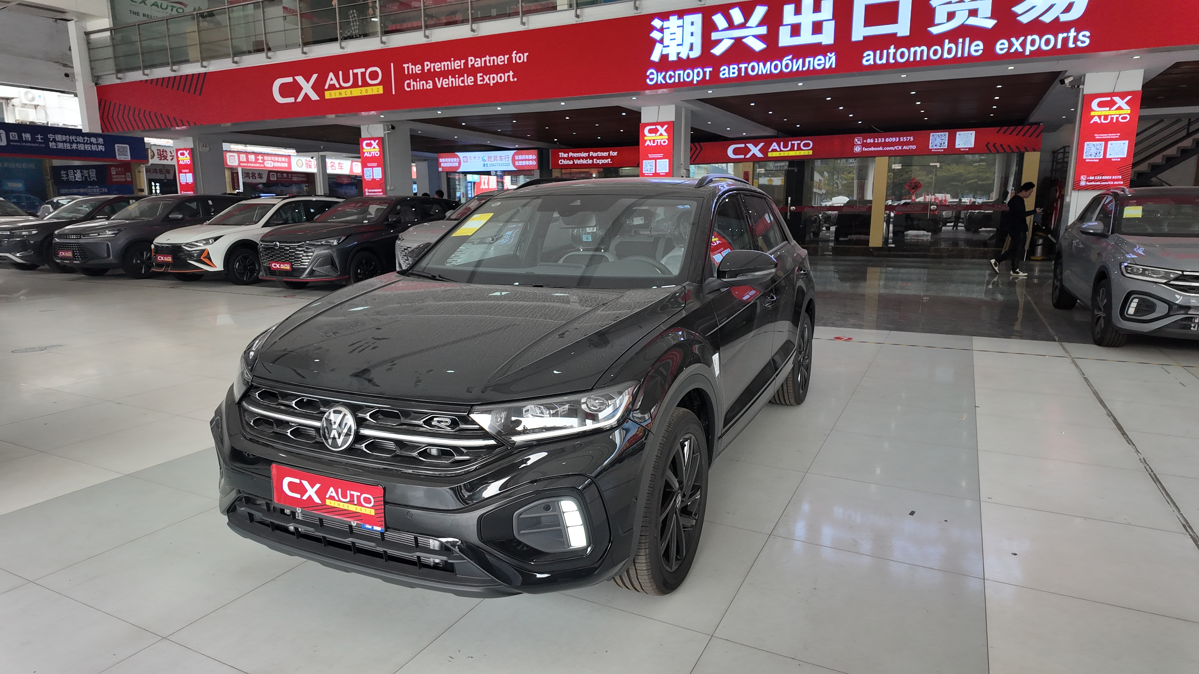 Volkswagen T-Roc SUV For Export | Wholesale China Car Supplier