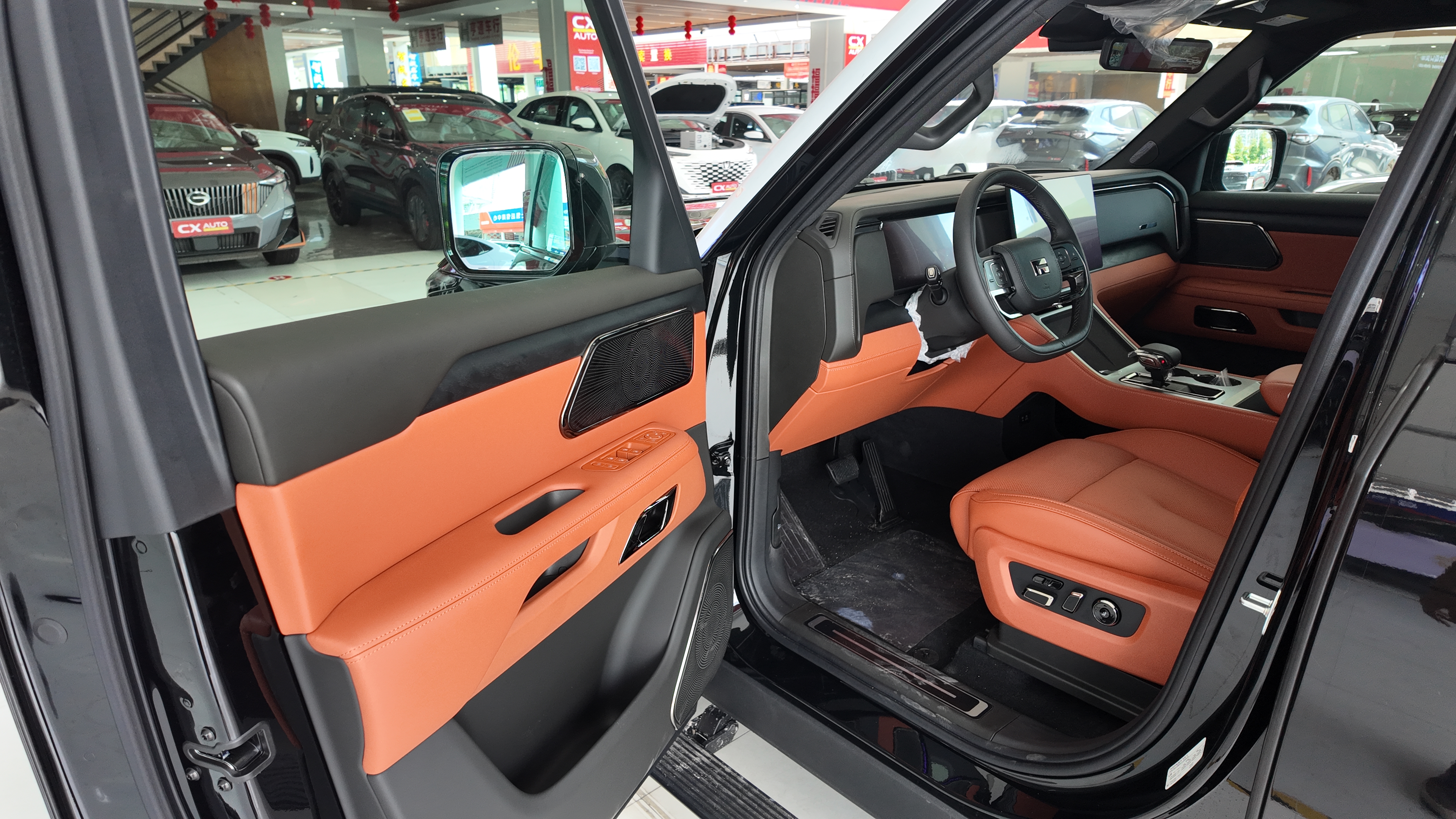 ROX 01 Max 7-Seater Long Range Extended Range SUV – 306km EV, 1362km Total, 350kW 4WD | CxAuto Export