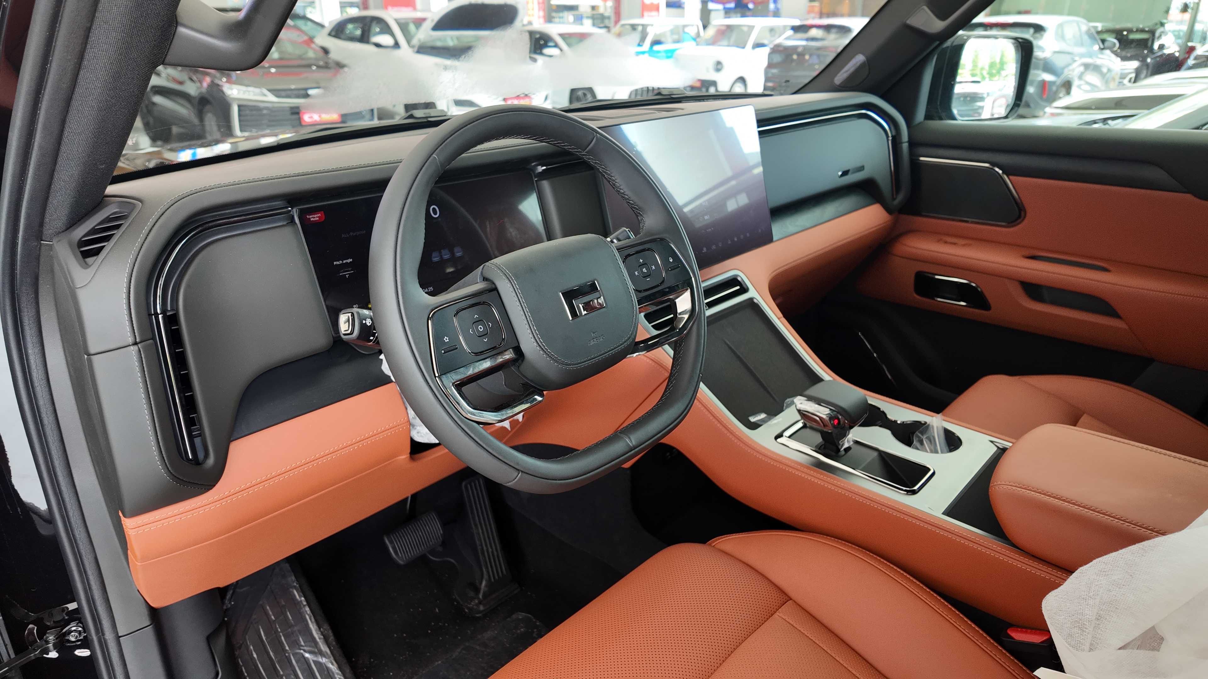 ROX 01 Max 7-Seater Long Range Extended Range SUV – 306km EV, 1362km Total, 350kW 4WD | CxAuto Export