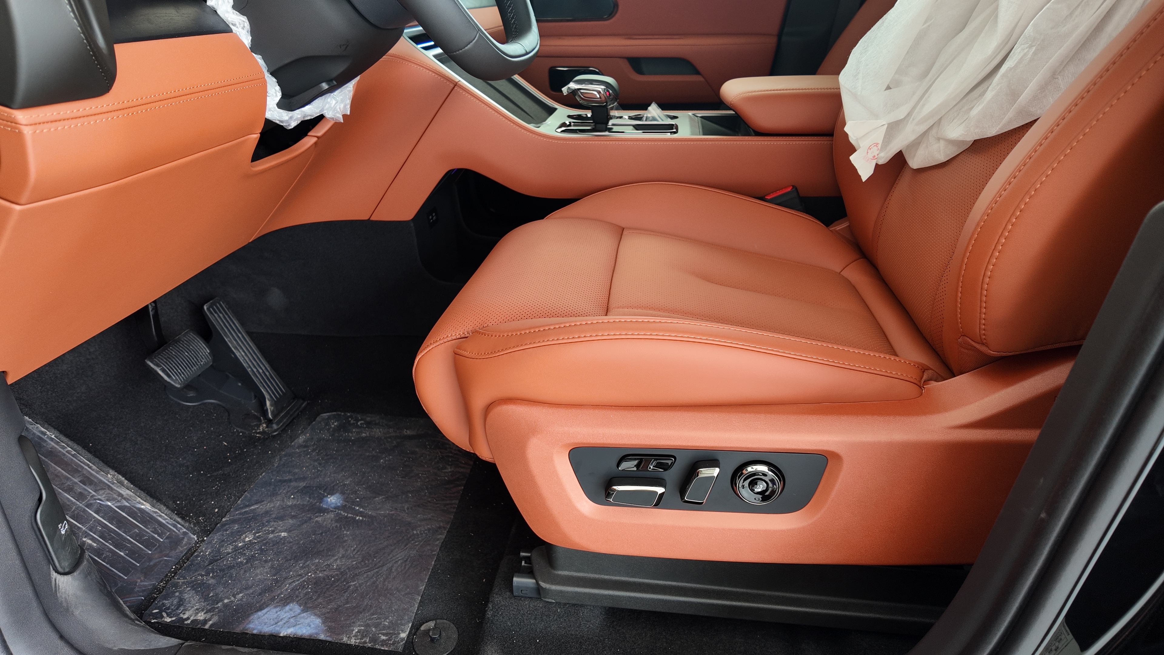 ROX 01 Max 7-Seater Long Range Extended Range SUV – 306km EV, 1362km Total, 350kW 4WD | CxAuto Export