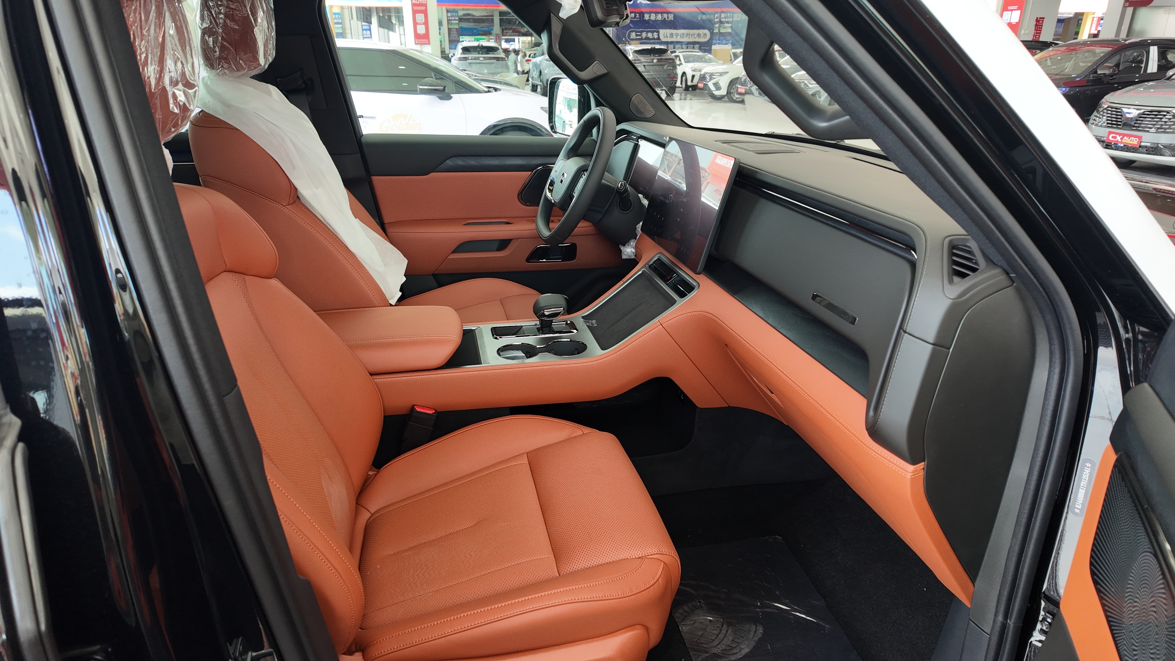 ROX 01 Max 7-Seater Long Range Extended Range SUV – 306km EV, 1362km Total, 350kW 4WD | CxAuto Export